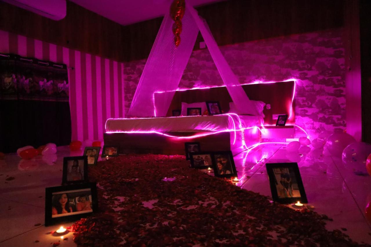 Viramgam Kesar Hotel מראה חיצוני תמונה