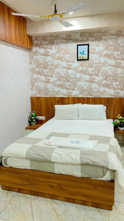 Viramgam Kesar Hotel מראה חיצוני תמונה
